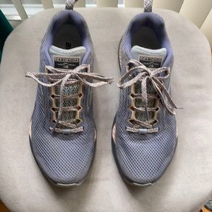 Brooks Cascadia 14 trail runners